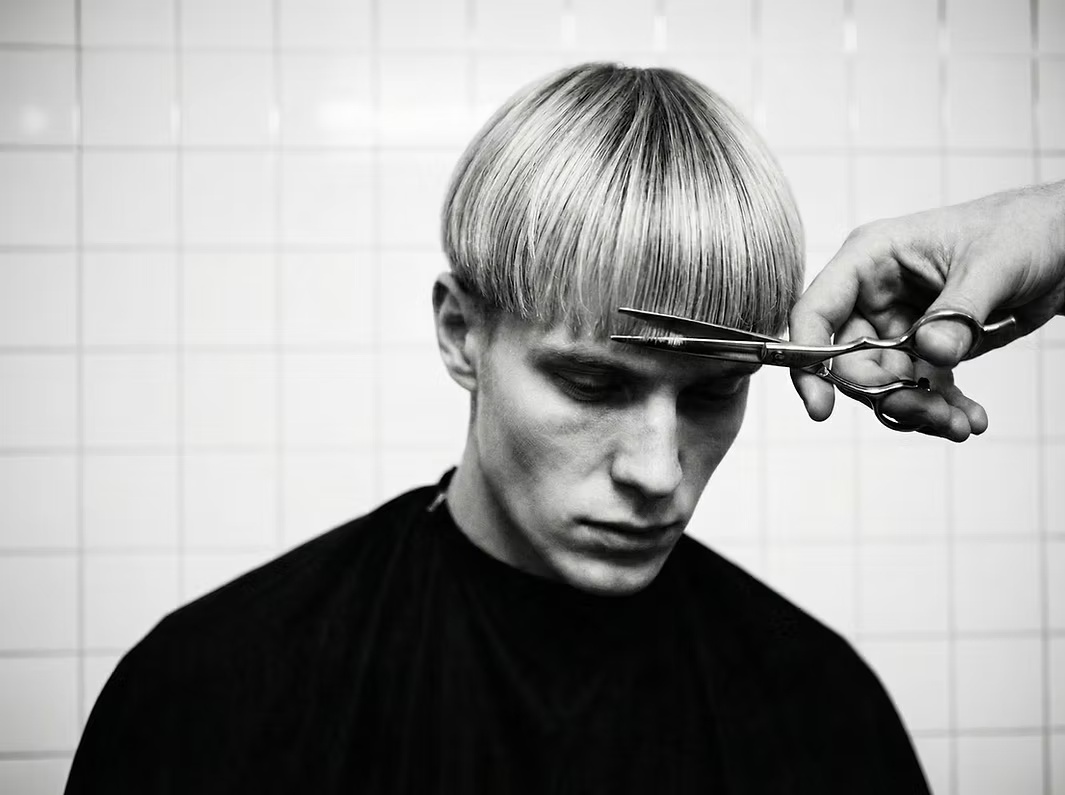 Precision haircut styling in progress